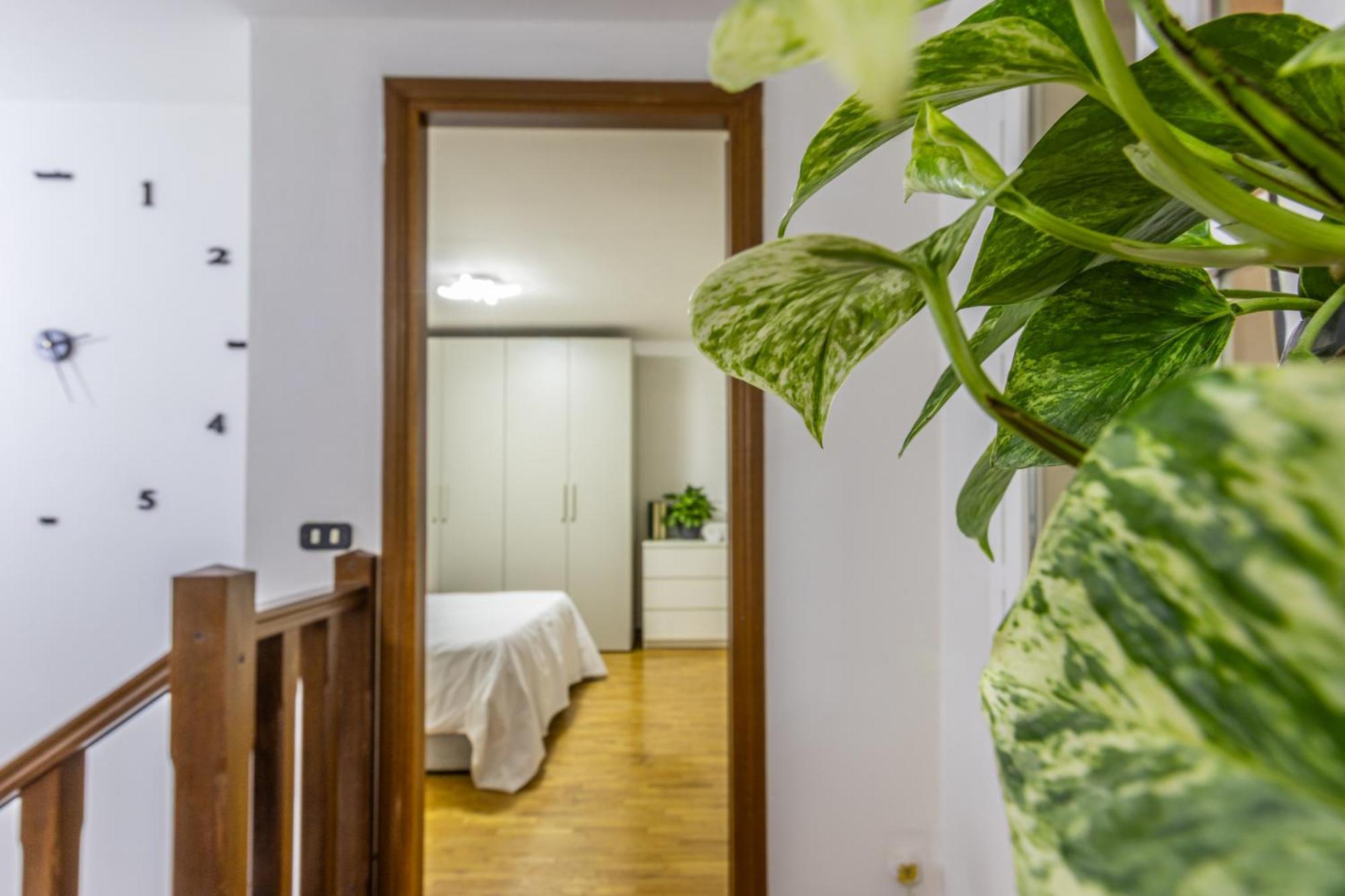 Ottonelli Street Stay- Wifi Fibra Free Tra Storchi & Centro Storico Módena