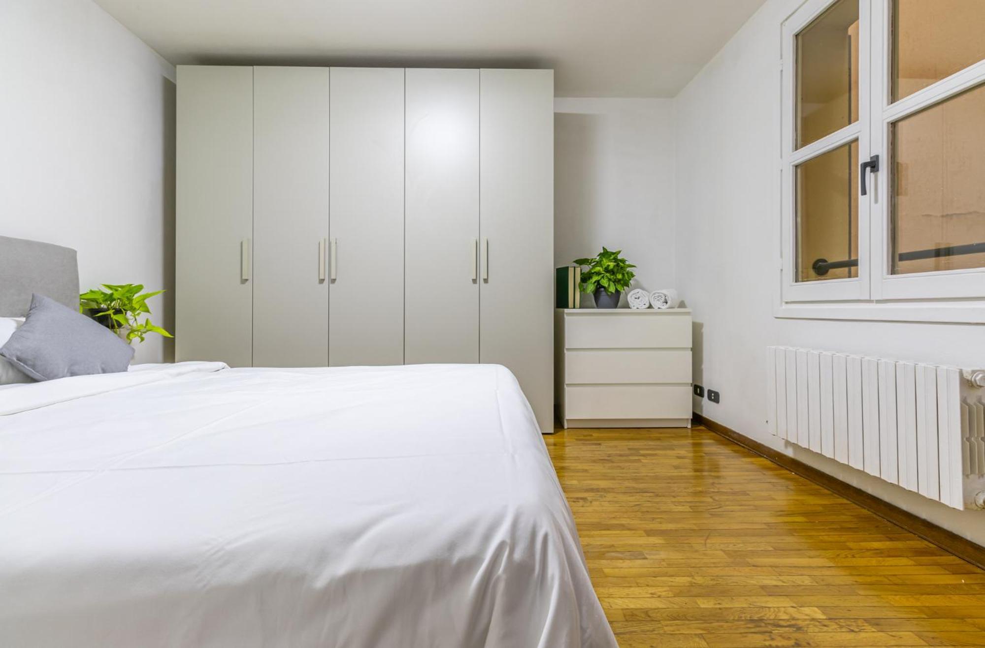 Ottonelli Street Stay- Wifi Fibra Free Tra Storchi & Centro Storico Módena